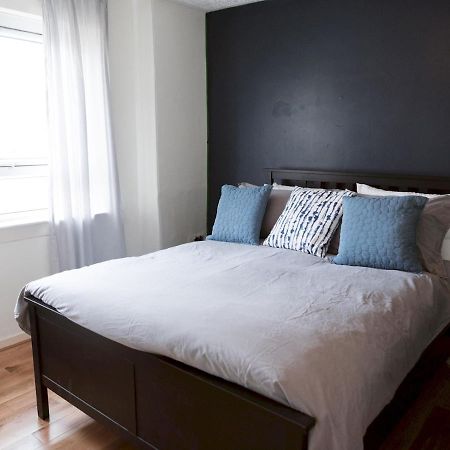 Pass The Keys Cozy Two Bed Flat Near Glasgow Airport & Paisley Zewnętrze zdjęcie