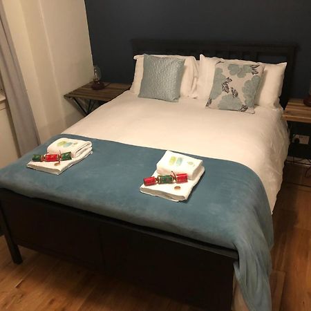 Pass The Keys Cozy Two Bed Flat Near Glasgow Airport & Paisley Zewnętrze zdjęcie