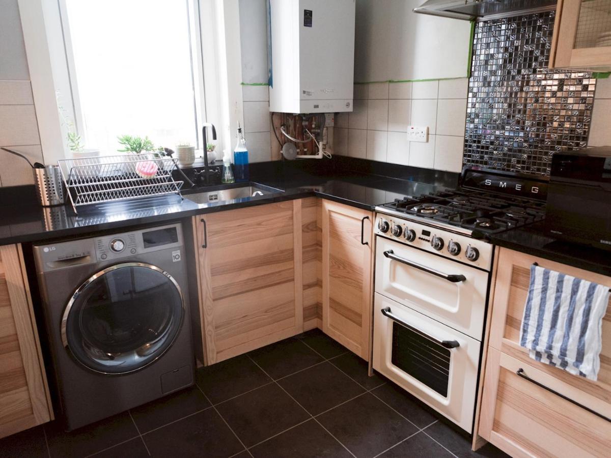 Pass The Keys Cozy Two Bed Flat Near Glasgow Airport & Paisley Zewnętrze zdjęcie