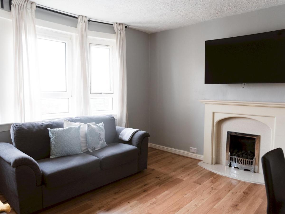 Pass The Keys Cozy Two Bed Flat Near Glasgow Airport & Paisley Zewnętrze zdjęcie