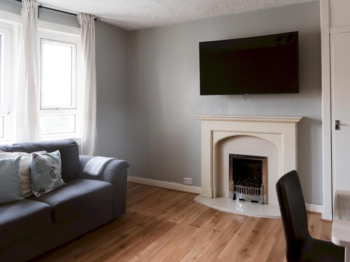Pass The Keys Cozy Two Bed Flat Near Glasgow Airport & Paisley Zewnętrze zdjęcie